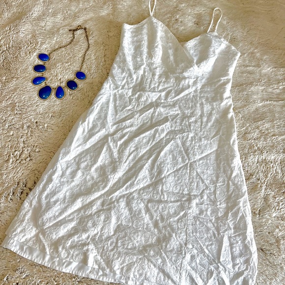 Super Cute White Strappy Patterned Dress - Picture 1 of 4
